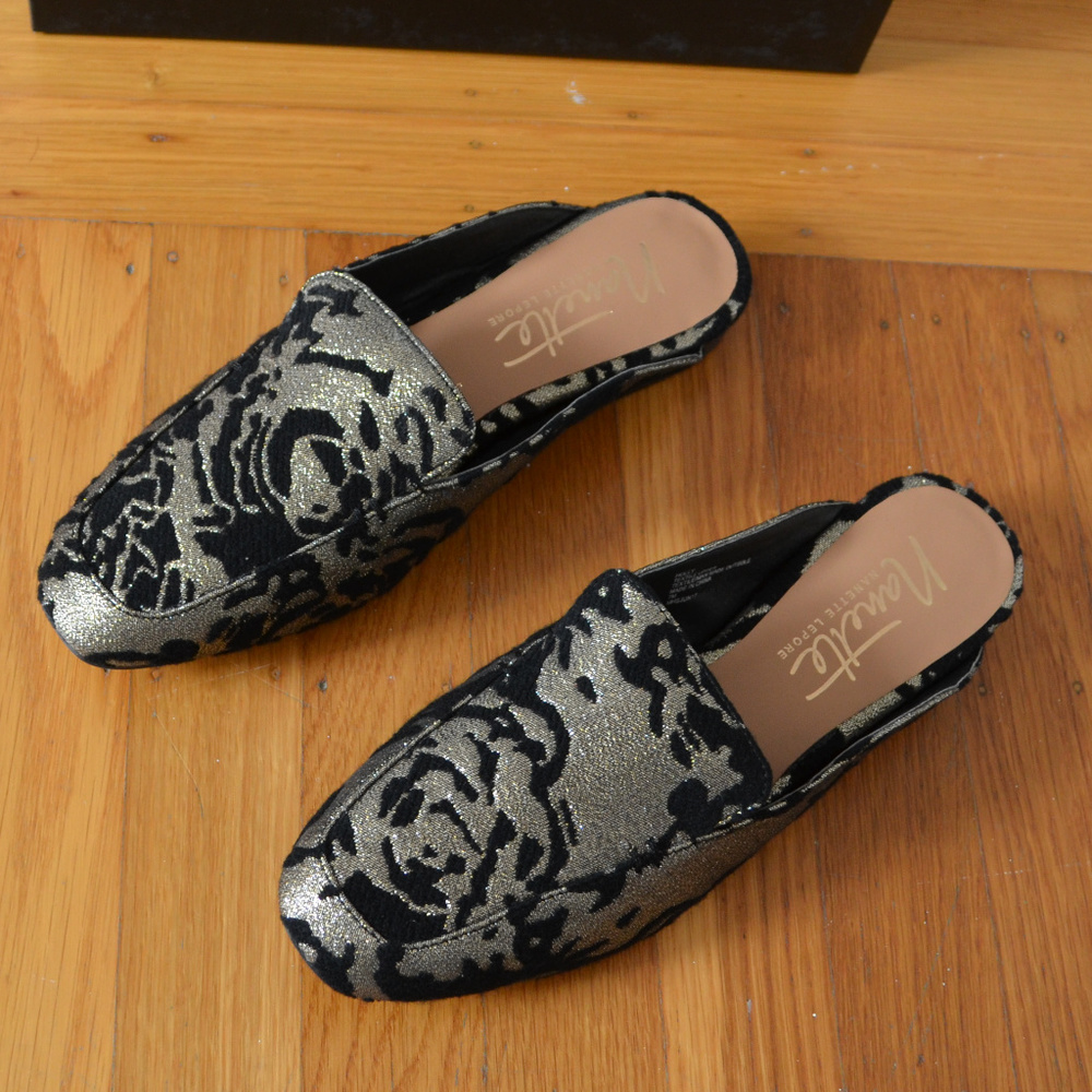 NANETTE LEPORE Black/Pewter Brocade Slip On Mules Shoes